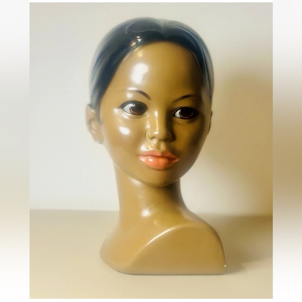 Vintage MCM 1950’s Polynesian Lady Head Bust Natural Beautiful Woman 8” Tall